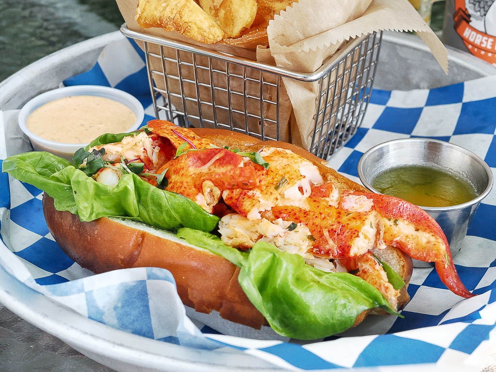 Blog Nauti Lobstah Warm Connecticut Lobster Roll