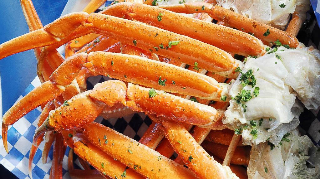 Crab Legs at the Nauti Lobstah