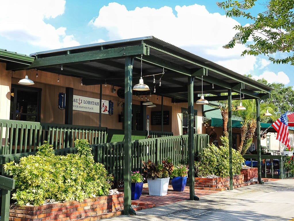 Find the best fish in Orlando at The Nauti Lobstah Seafood Restaurant in Apopka, Florida (exterior photo)